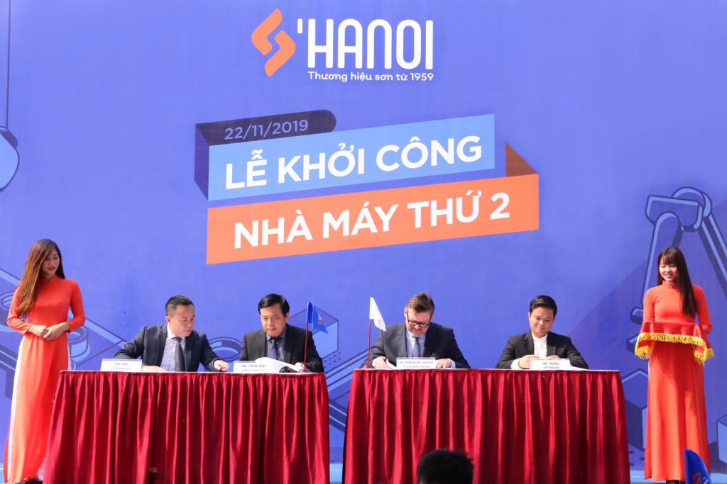 Construction of new S’Hanoi paint factory underway